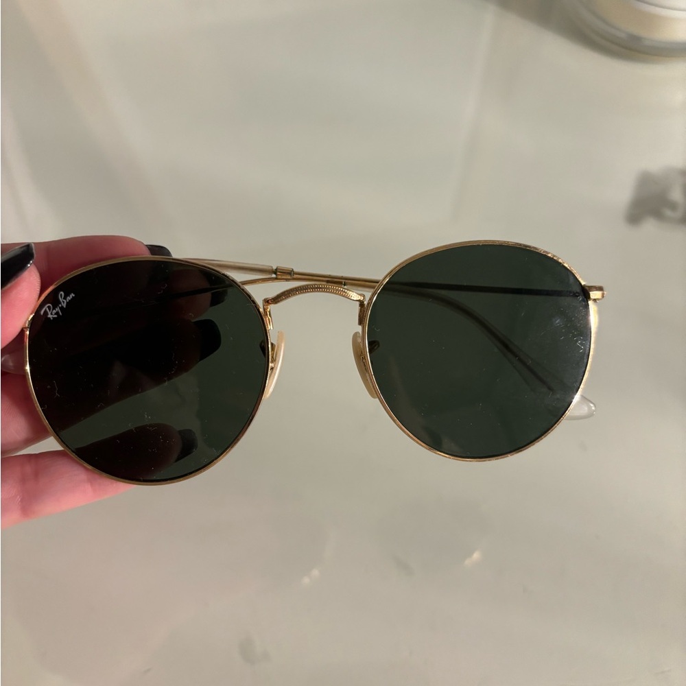 Cute Raybans ✨😊
